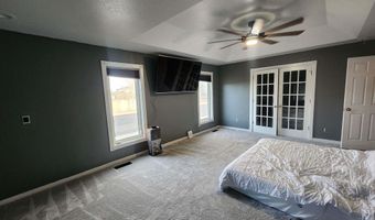 739 W DALE Blvd, Cheyenne, WY 82009