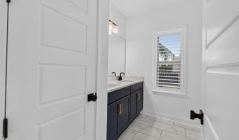 375 NIBLICK Way, Orlando, FL 32804