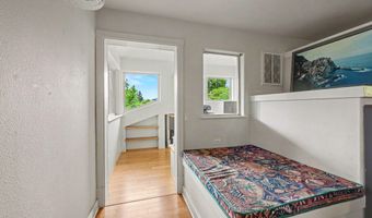 545 Holly St, Ashland, OR 97520