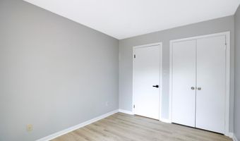 7707 LAFAYETTE FOREST Dr 21, Annandale, VA 22003