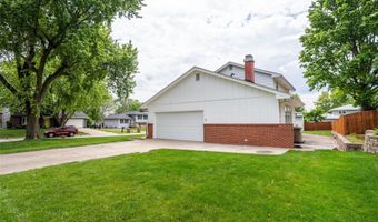 2403 Guenever Ct, Altoona, IA 50009