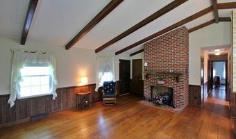 1967 Cub Creek Rd, Appomattox, VA 24522