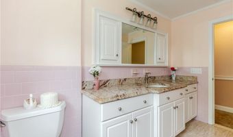 3 Ostend St, Johnston, RI 02919
