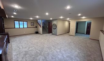 2206 SE 17th Ave, Aberdeen, SD 57401