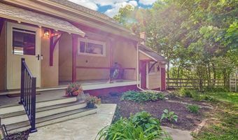 8893 LONGSWAMP Rd, Alburtis, PA 18011