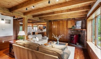 292 Berlin Rd, Bolton, MA 01740