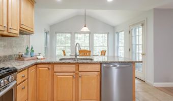 18 Eldon Way, Atkinson, NH 03811