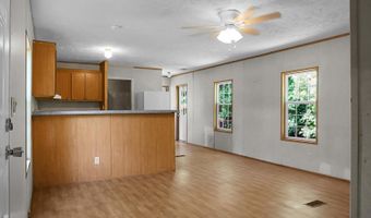509 Pooshee Plantation Way, Bonneau, SC 29431
