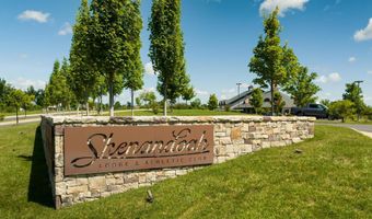 144 COWBIRD St, Lake Frederick, VA 22630