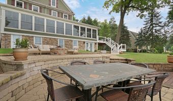 42037 N Old Lake Ave, Antioch, IL 60002