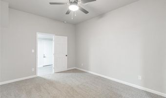 1027 W Idaho Ave, Chickasha, OK 73018