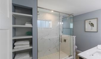 401 N SHORE Dr, Anna Maria, FL 34216