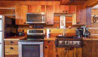 13518 Sylvan Dr, Bigfork, MT 59911