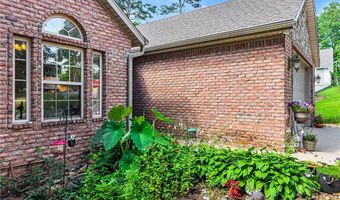 20 Hambleton Dr, Bella Vista, AR 72714