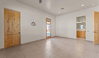 21800 W Hawkeye Rd, Congress, AZ 85332