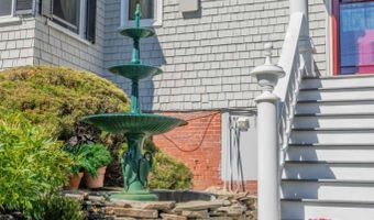 1055 Washington St, Bath, ME 04530