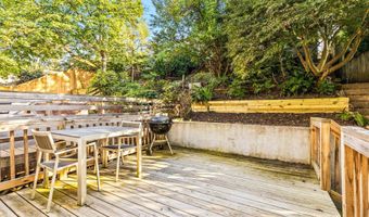1716 IRVING St NW, Washington, DC 20010