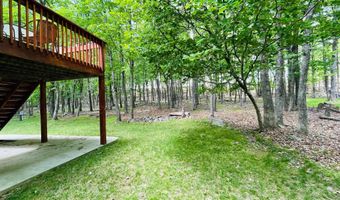 9 SYCAMORE Cir, Albrightsville, PA 18210