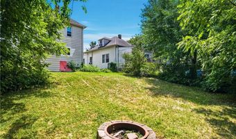 82 Dyer Ave, East Providence, RI 02915