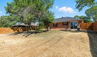 1221 Elmira St, Weatherford, TX 76086