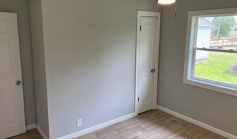 983 RILEY Ave, Alton, IL 62002