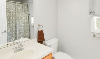 39 Warner St, Bristol, CT 06010