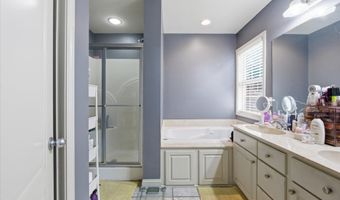 707 Secretariat Dr, Boiling Springs, SC 29316
