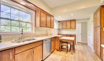 6215 Grand Vista Ave, Cincinnati, OH 45213