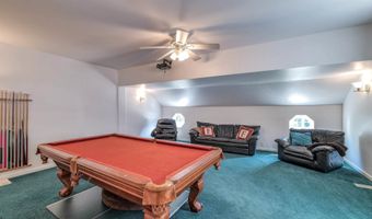 7 Ruth Ct, Absecon, NJ 08201