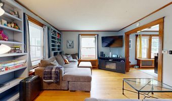 184 Whitney St, Auburn, ME 04210