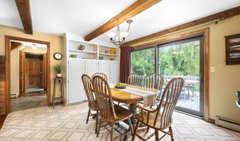10 Candlewood Dr, Amherst, NH 03031