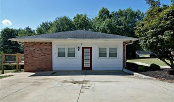208 Springview Dr, Anderson, SC 29625