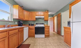2610 Blenheim Ave, Alliance, OH 44601