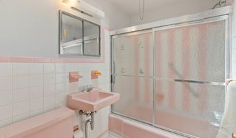7316 VALLEY Ave, Philadelphia, PA 19128
