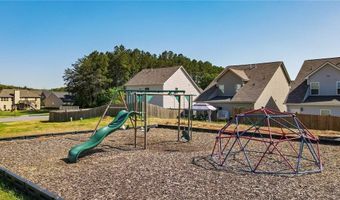 18 Castlemoor Loop, Adairsville, GA 30103