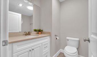 5 Sunset Ln A, Brentwood, NH 03833