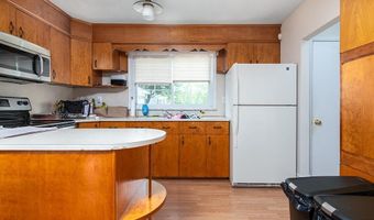 255 Farmington Ave, Cranston, RI 02920