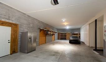 1392 Eden Rd, Awendaw, SC 29429