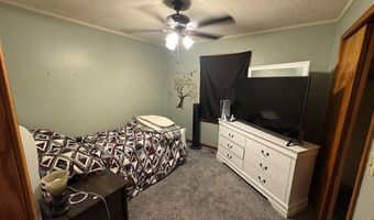 105 Able St, Big Sandy, TN 38221