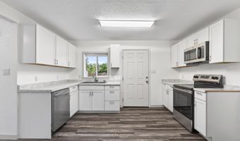 2896 East St, Anderson, CA 96007
