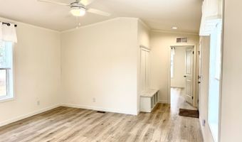 295 Pine Dr, Altoona, WI 54720