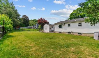 18 La Fazia Dr, Johnston, RI 02919