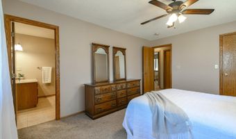 1703 S 2Nd St, Beatrice, NE 68310