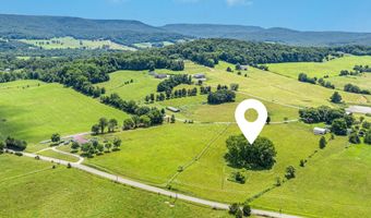 Dogwalk Rd, Alpine, TN 38543
