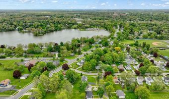 905 Sheffield Ave St, Adrian, MI 49221