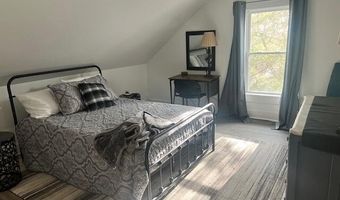 226 Washington St, Bath, ME 04530