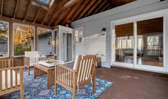 73 Airline Rd, Clinton, CT 06413