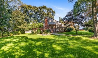 31 Stanchion Ave, Jamestown, RI 02835