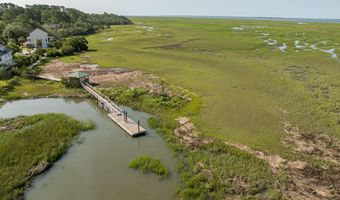 206 Willow Point Rd, Beaufort, SC 29906