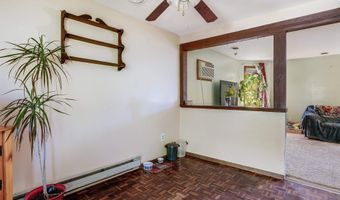 5 River St, Newmarket, NH 03857